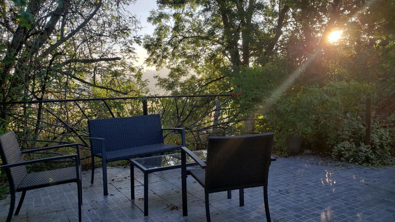 Fenetre Sur Loire Bed & Breakfast Iguerande Luaran gambar